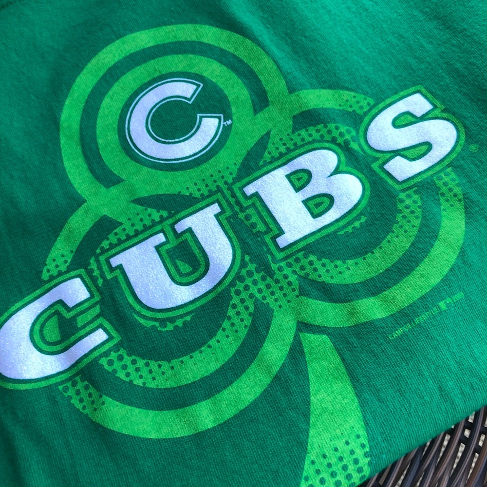 Women’s Chicago Cubs Shamrock t-shirt - Picture 3 of 6
